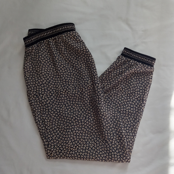 Max Studio Pants XL Stretch Waistband Satin Feel Cinched Ankles Pockets Joggers - Picture 11 of 12